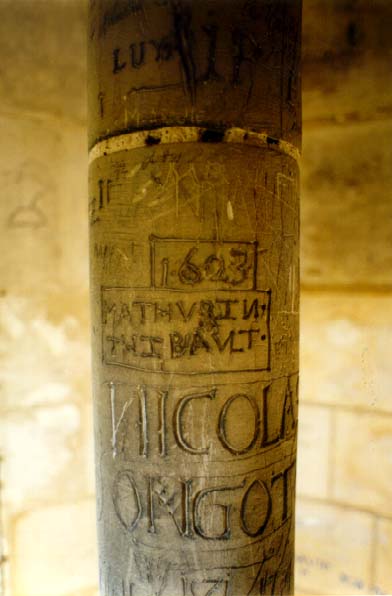 glisecolimainscri.jpg (31038 bytes)